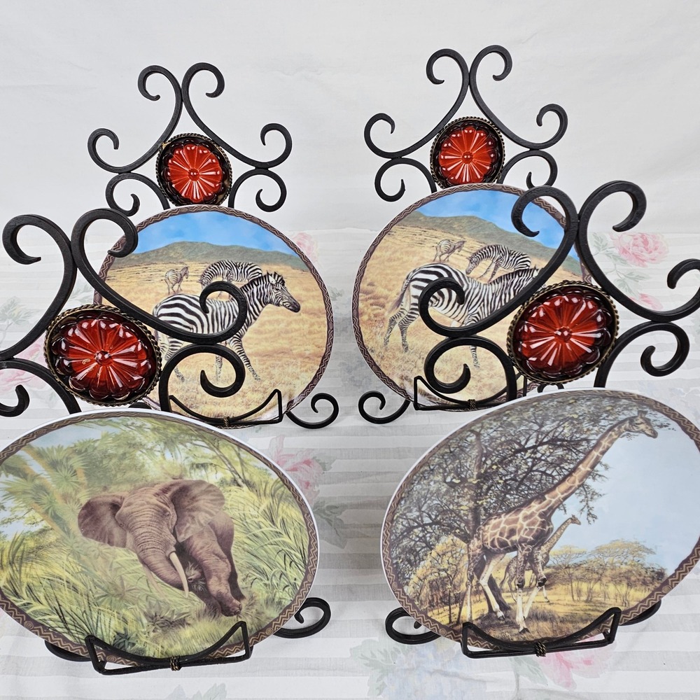 Decorative Collector Plate African Wildlife Elephants, Zebras Giraffes w/ Stand
